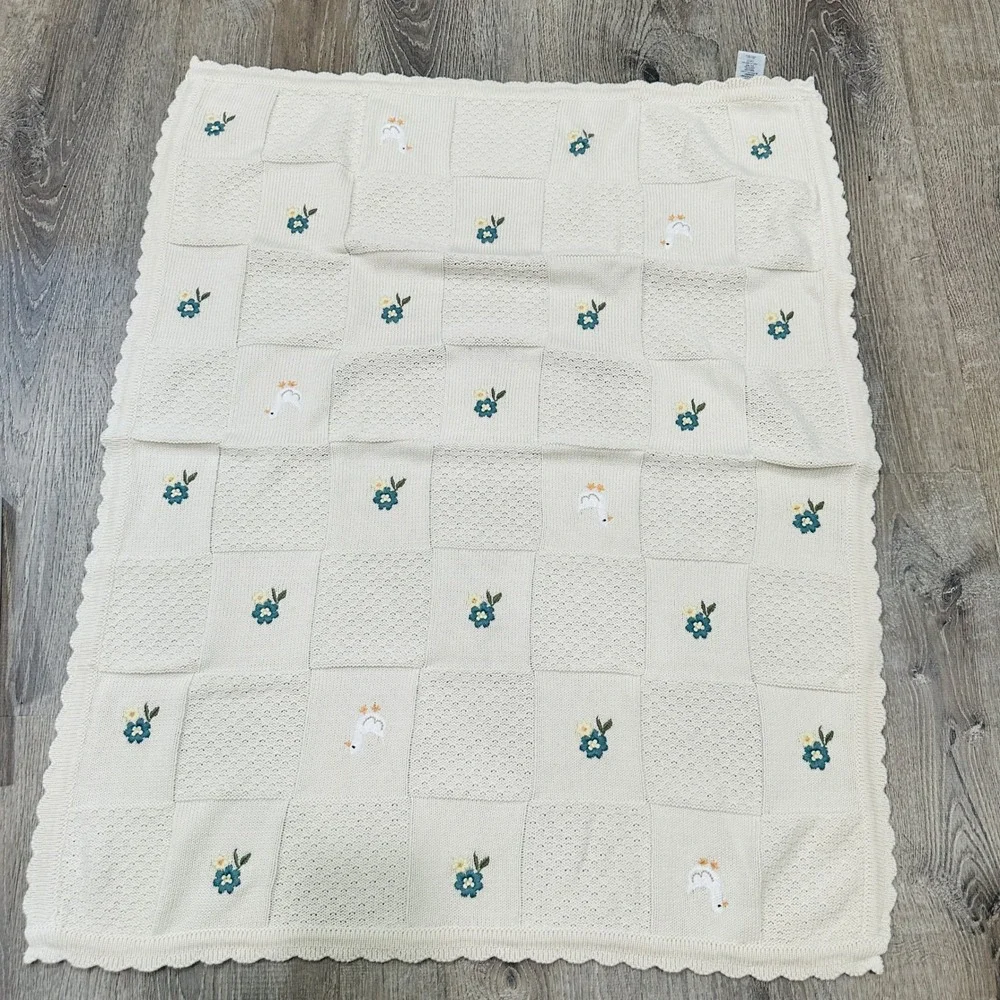 Pottery Barn Kids Chris Loves Julia Duck Gift Set Blanket Lovey Rattle 3pc Cream